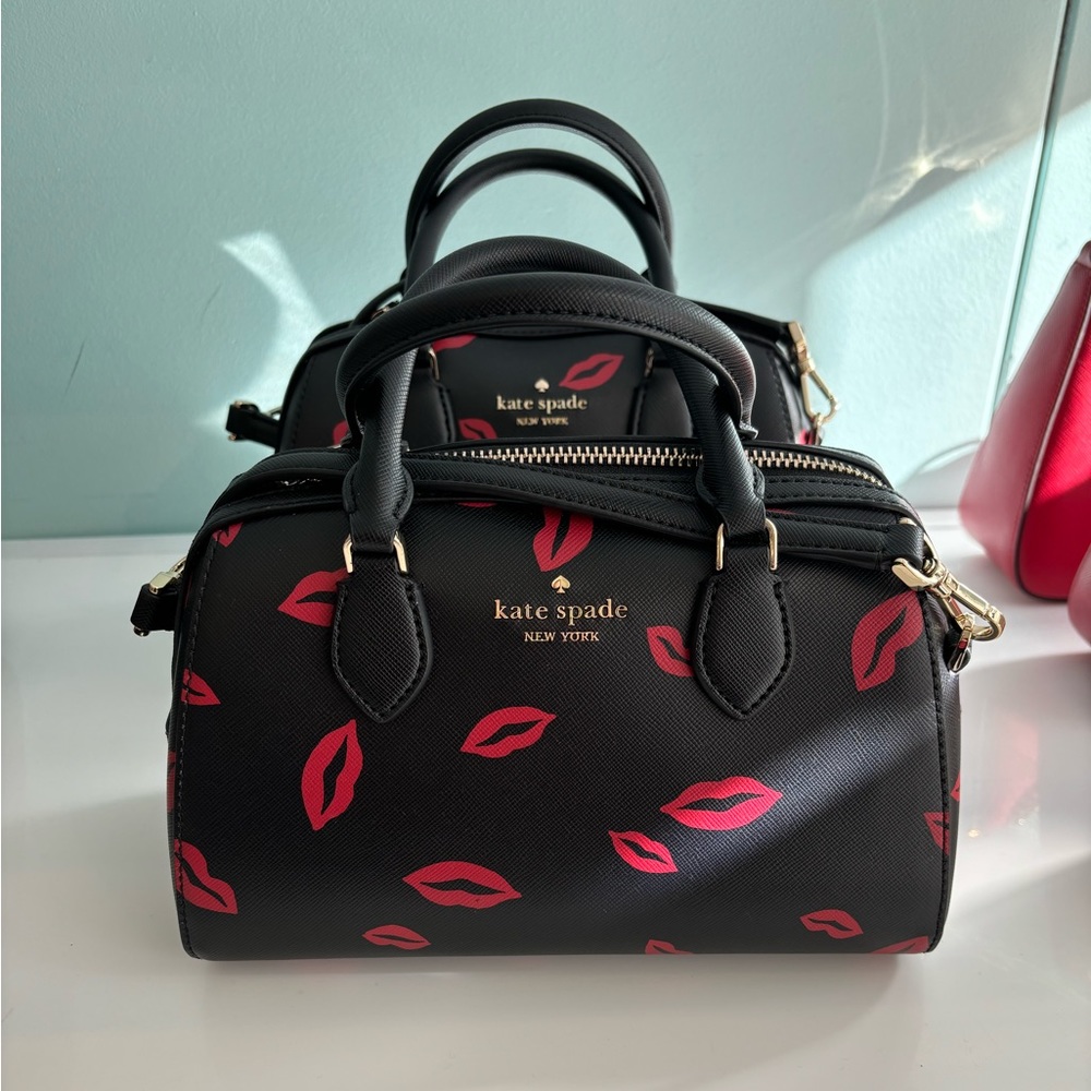 Kate Spade Madison Lip Tods Duffie Lipstick Print Bag Crossbody Top Handle - Picture 6 of 8